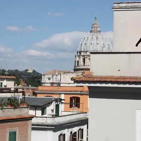 Saint Peter's Lodgings Daire Roma